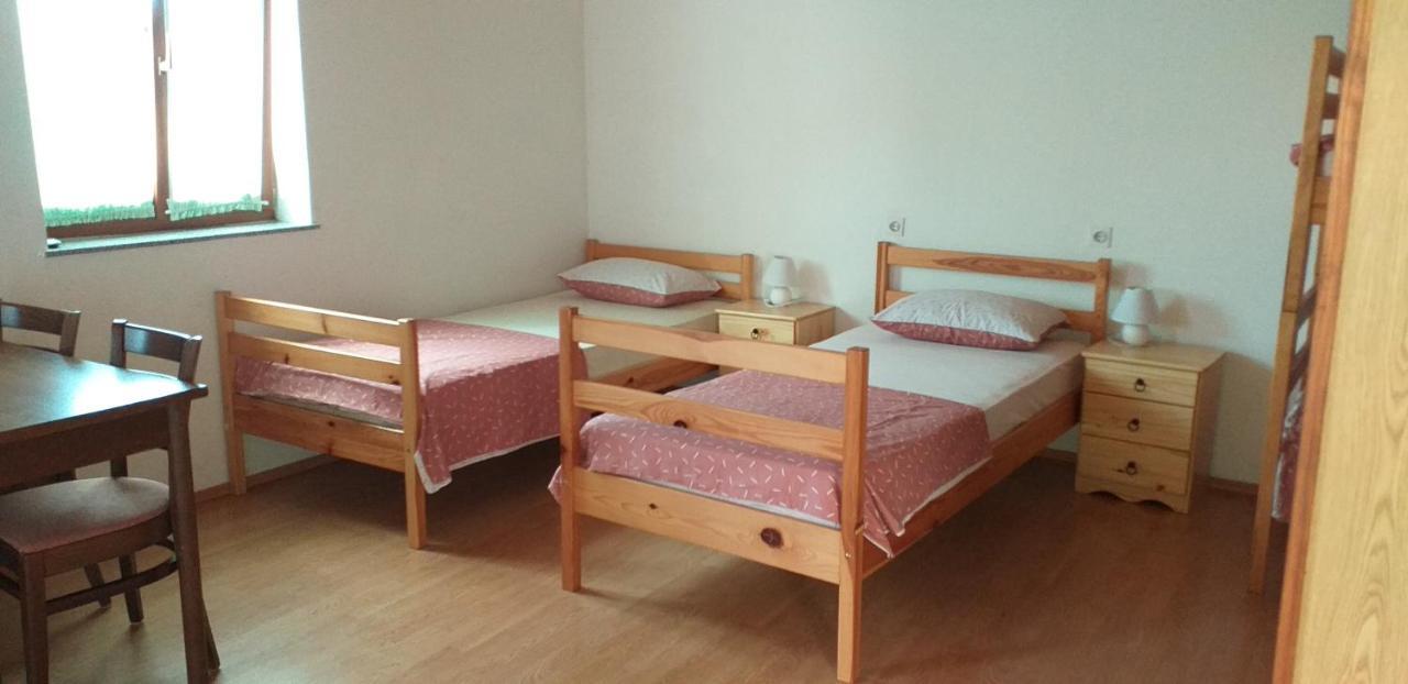 Apartment Beautiful Črni Kal Dış mekan fotoğraf